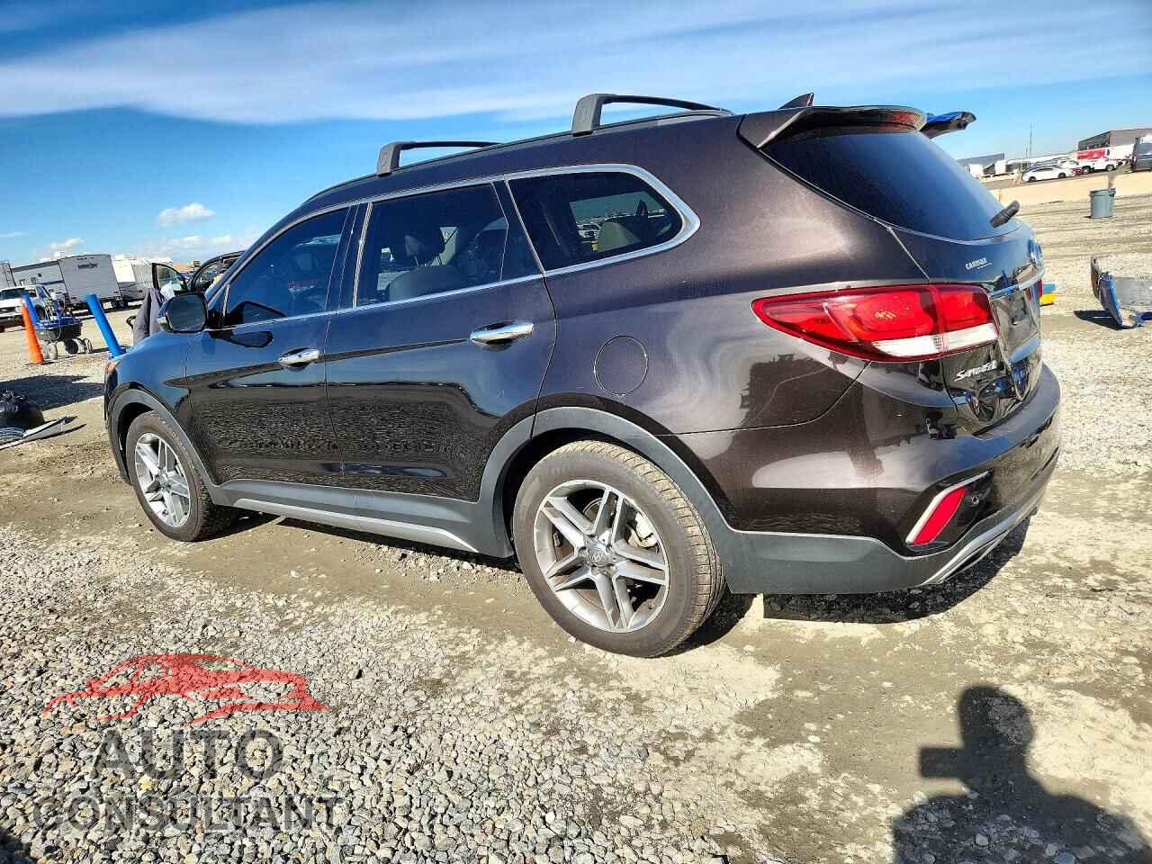 HYUNDAI SANTA FE 2017 - KM8SRDHF3HU243686