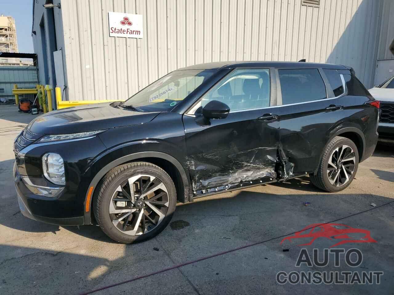MITSUBISHI OUTLANDER 2022 - JA4J3UA81NZ038258
