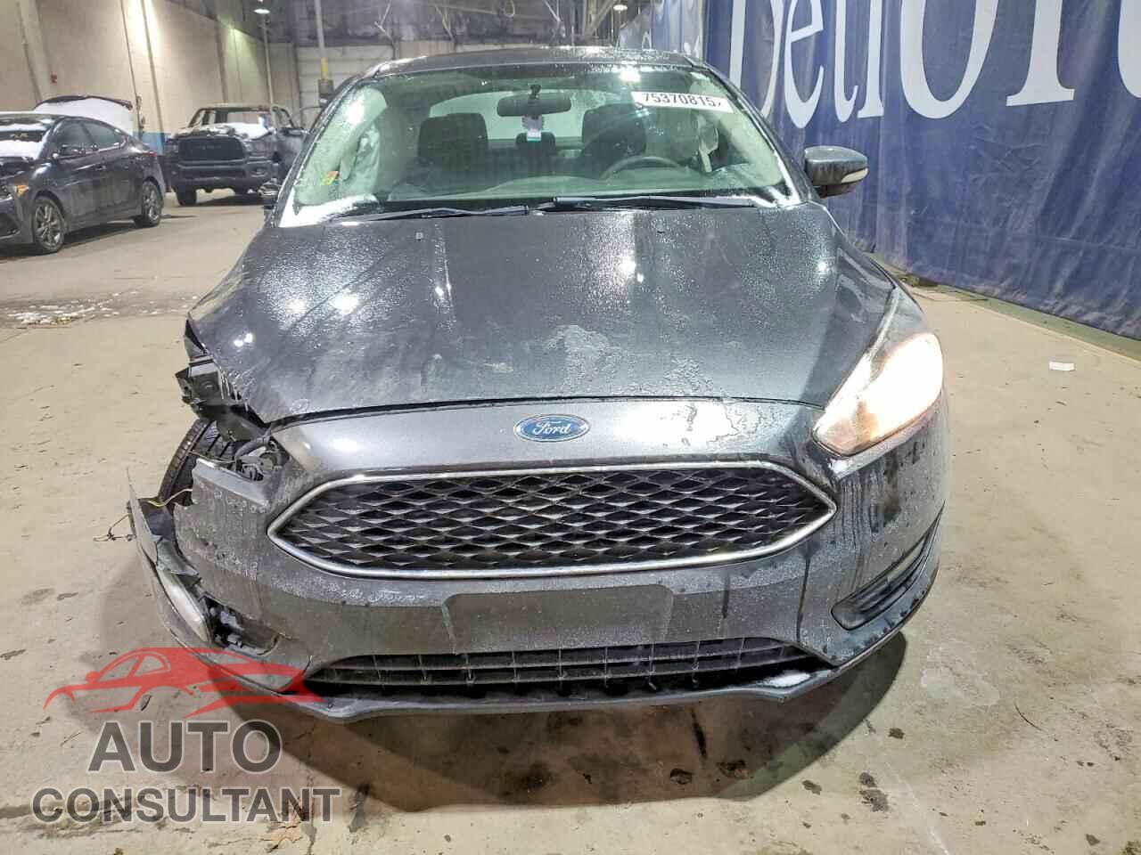 FORD FOCUS 2017 - 1FADP3H27HL257466