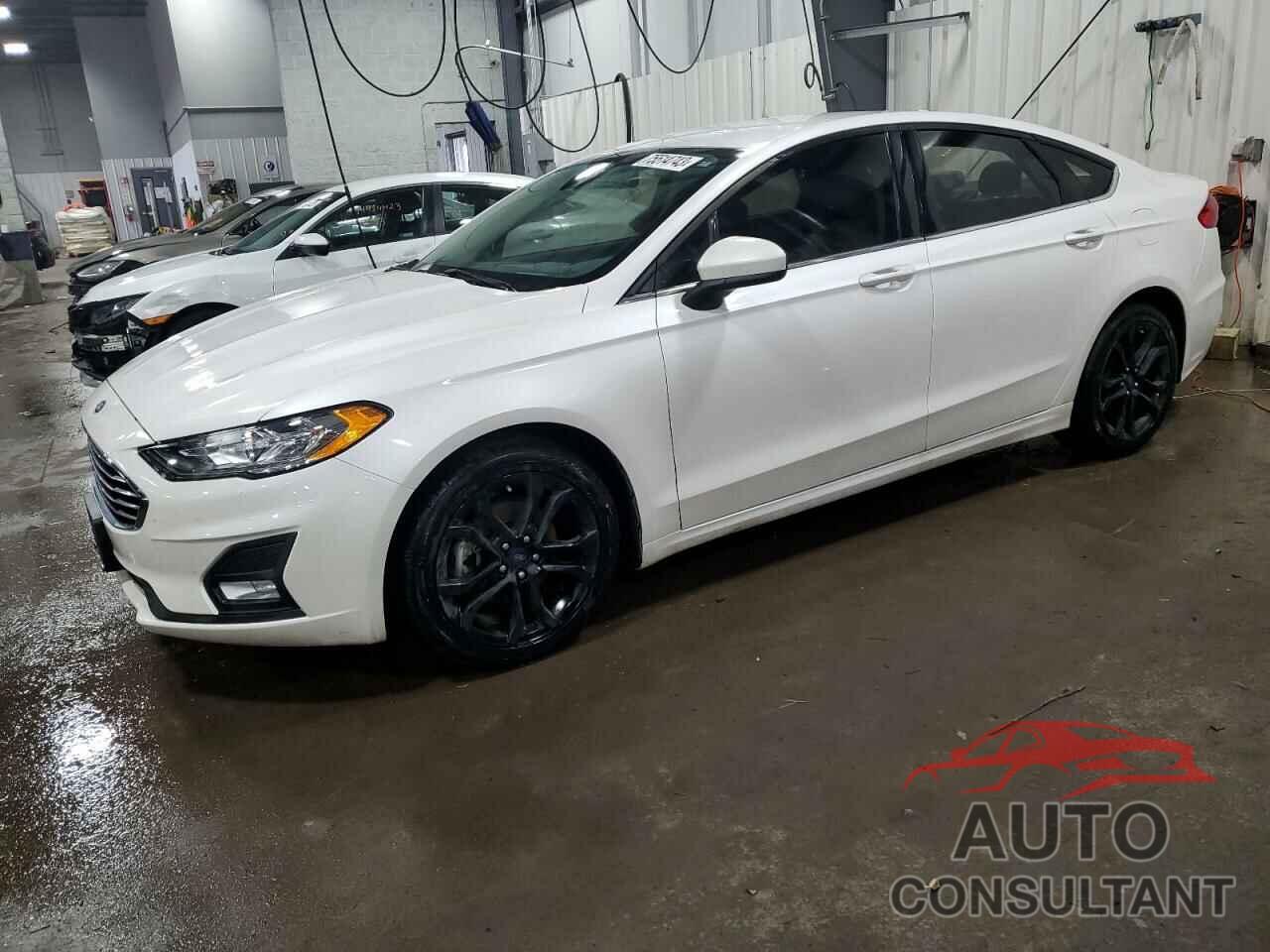 FORD FUSION 2020 - 3FA6P0HD3LR112492