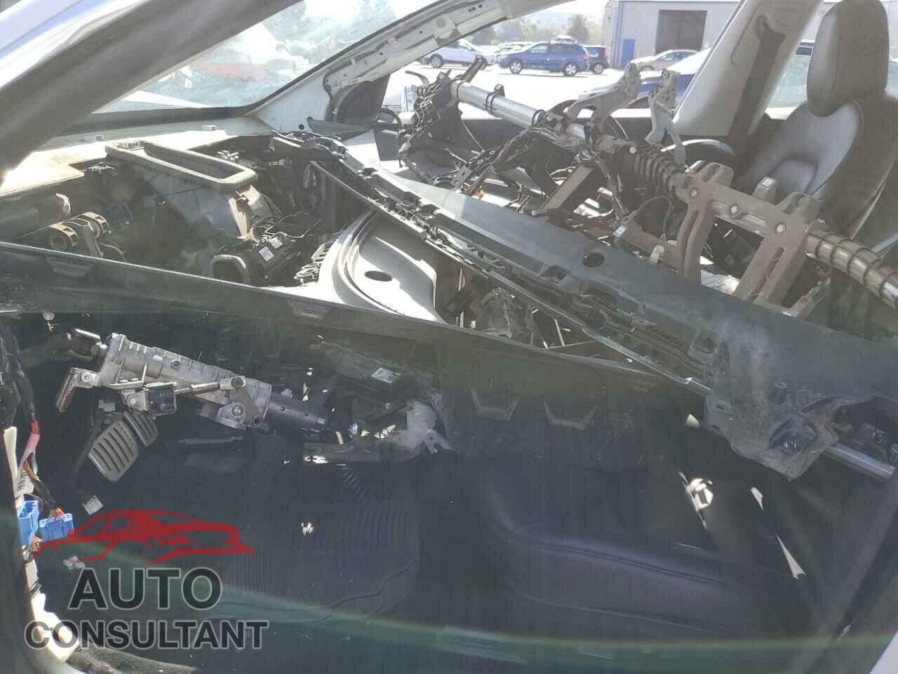 TESLA MODEL 3 2020 - 5YJ3E1EC2LF805463