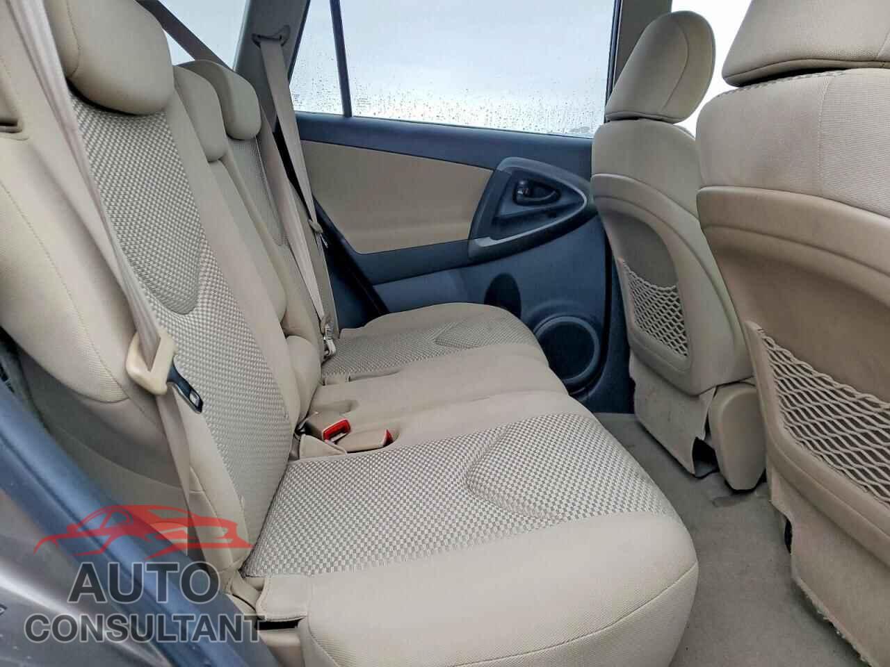 TOYOTA RAV4 2011 - 2T3BK4DV2BW047657