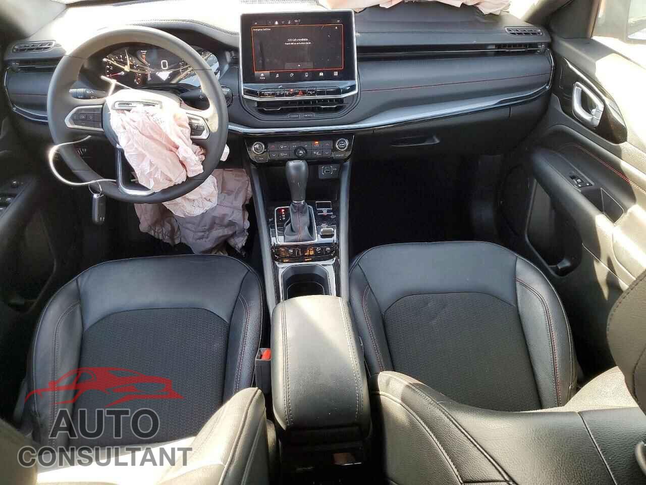 JEEP COMPASS 2025 - 3C4NJDDN7ST581132
