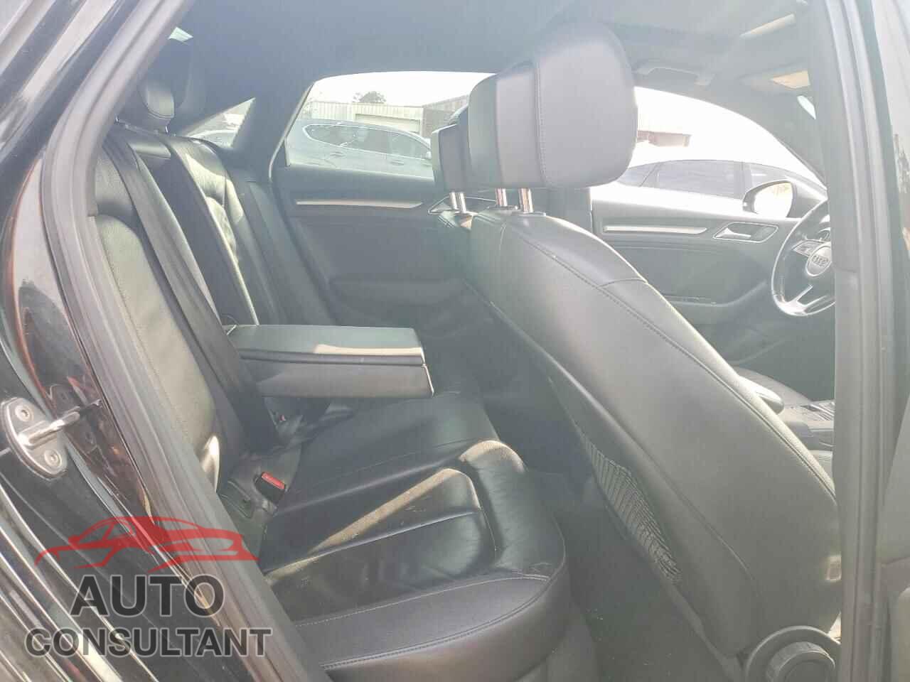 AUDI A3 2017 - WAUAUGFF5H1056841