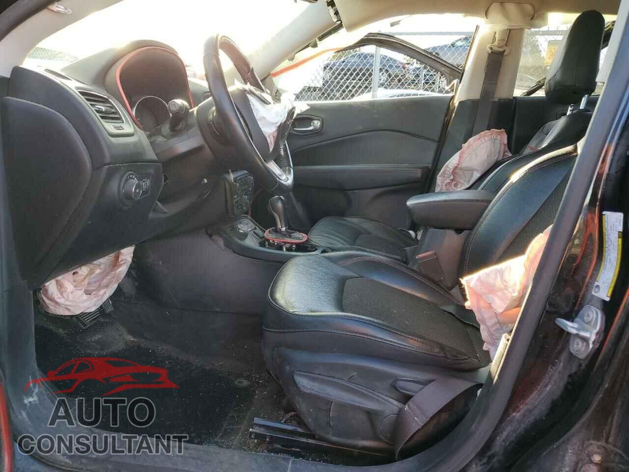 JEEP COMPASS 2019 - 3C4NJDDB5KT848175