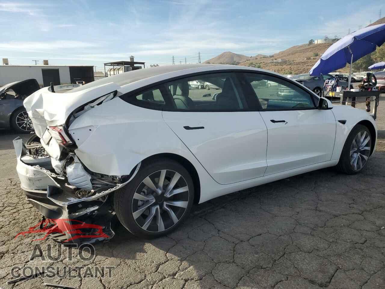 TESLA MODEL 3 2024 - 5YJ3E1EA8RF853170