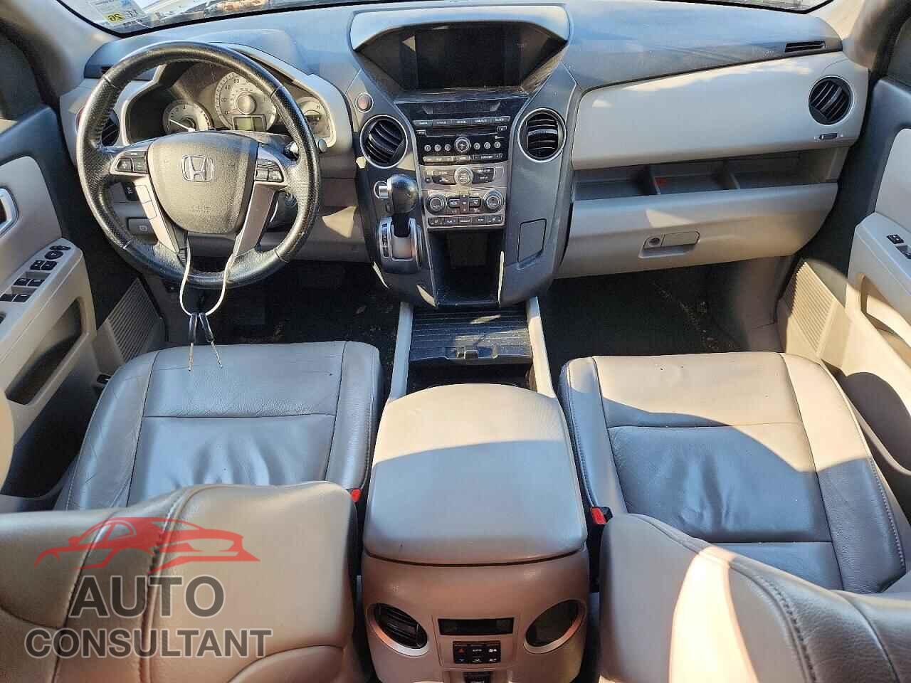 HONDA PILOT 2015 - 5FNYF4H50FB054191