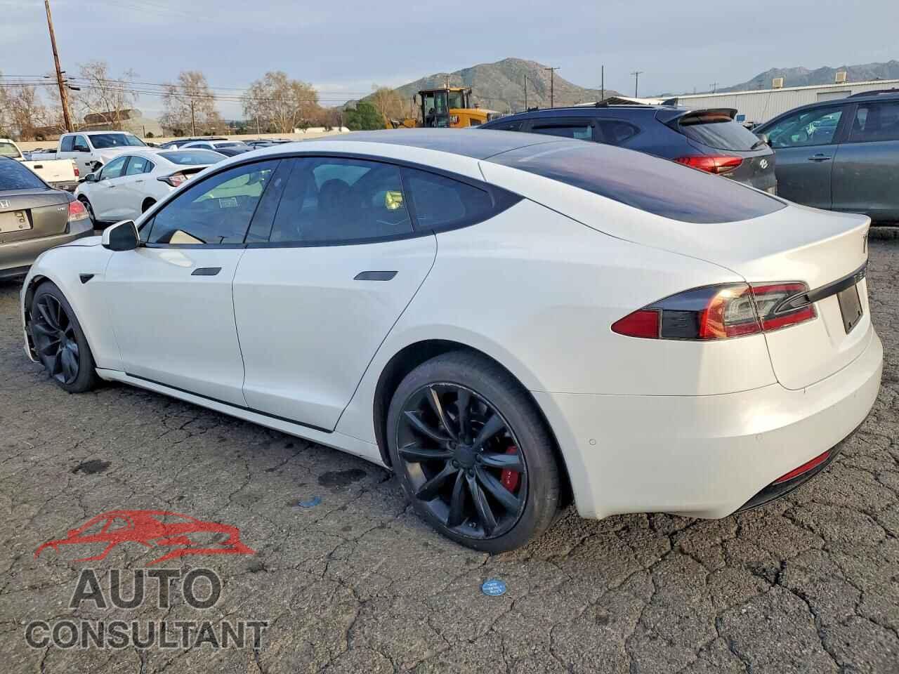 TESLA MODEL S 2017 - 5YJSA1E23HF191481