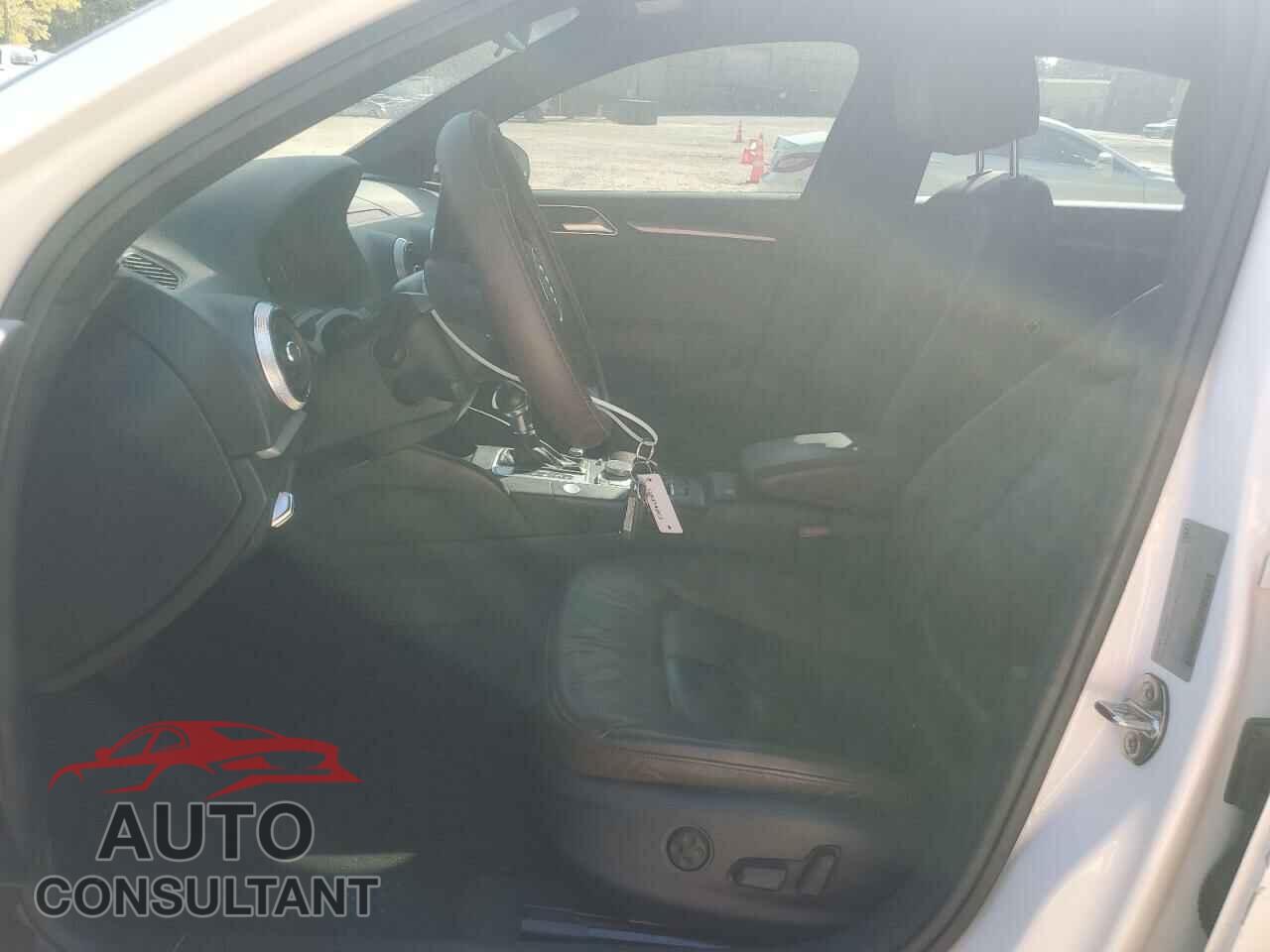 AUDI A3 2017 - WAUAUGFF7H1030080