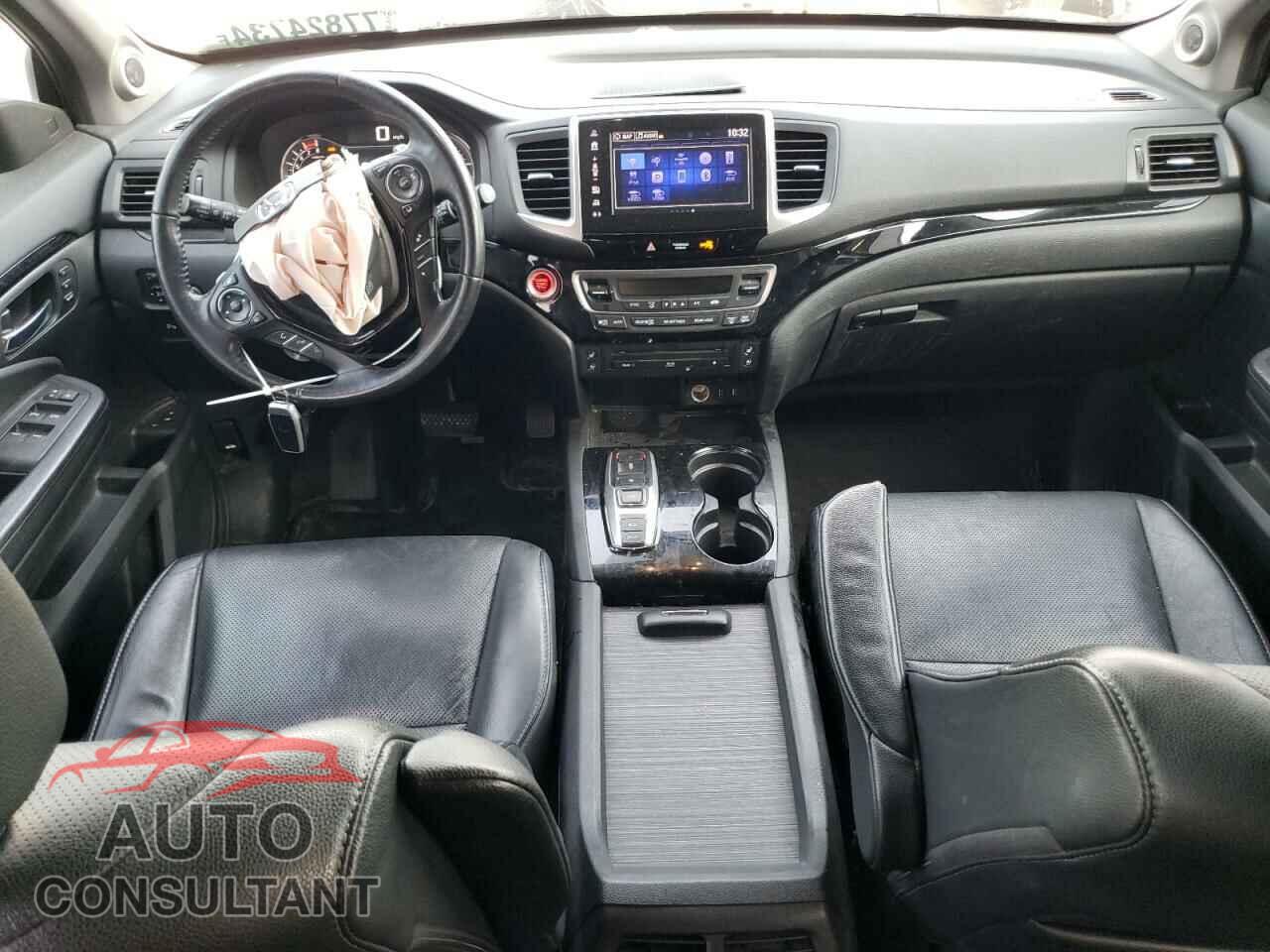 HONDA PILOT 2017 - 5FNYF6H09HB080324