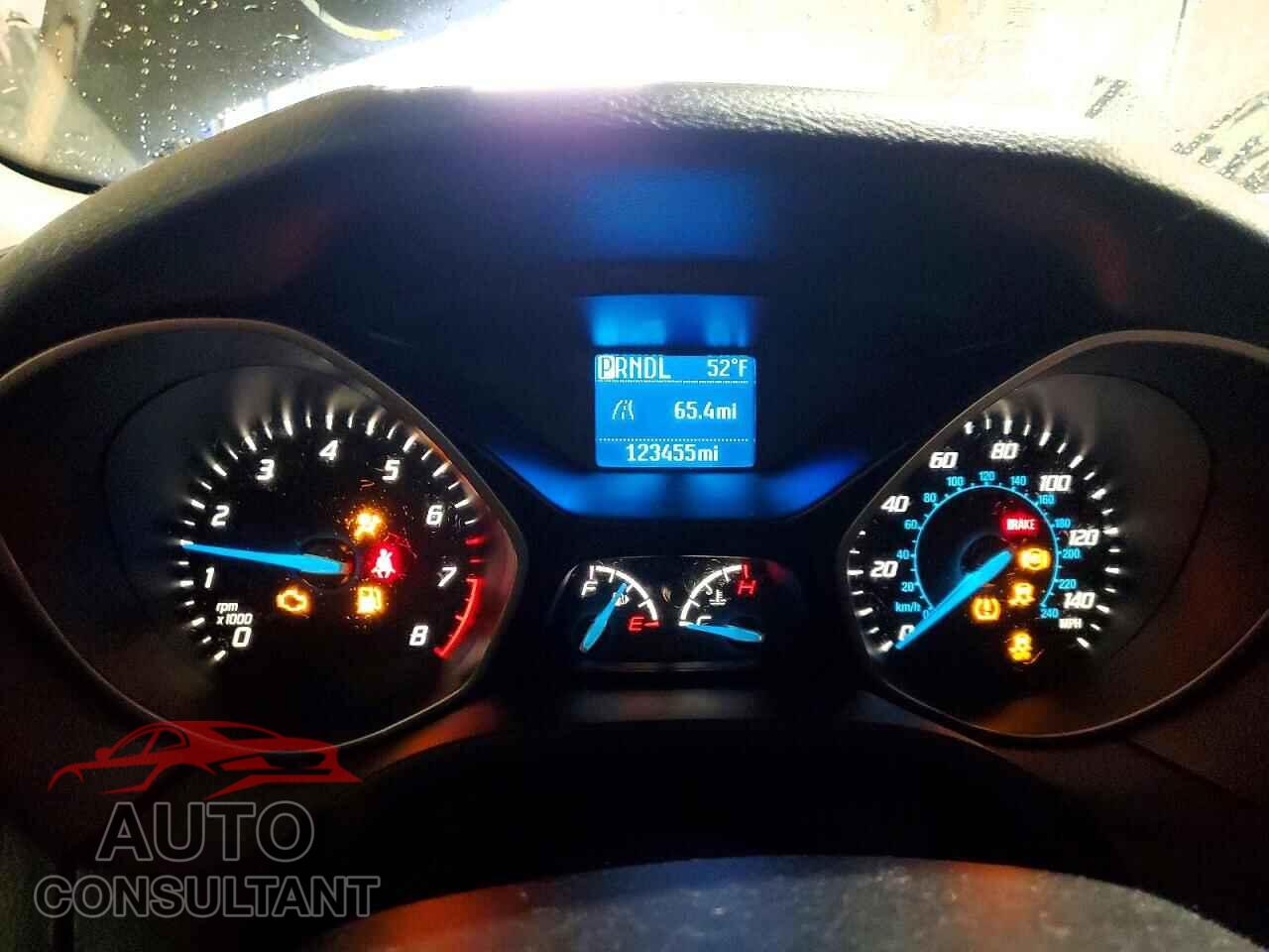 FORD FOCUS 2013 - 1FADP3E25DL200052