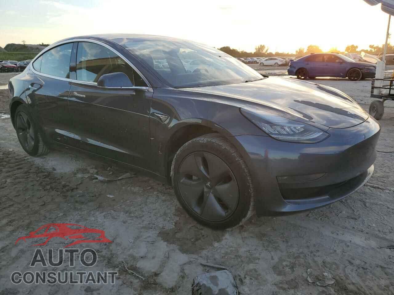 TESLA MODEL 3 2019 - 5YJ3E1EA2KF435595