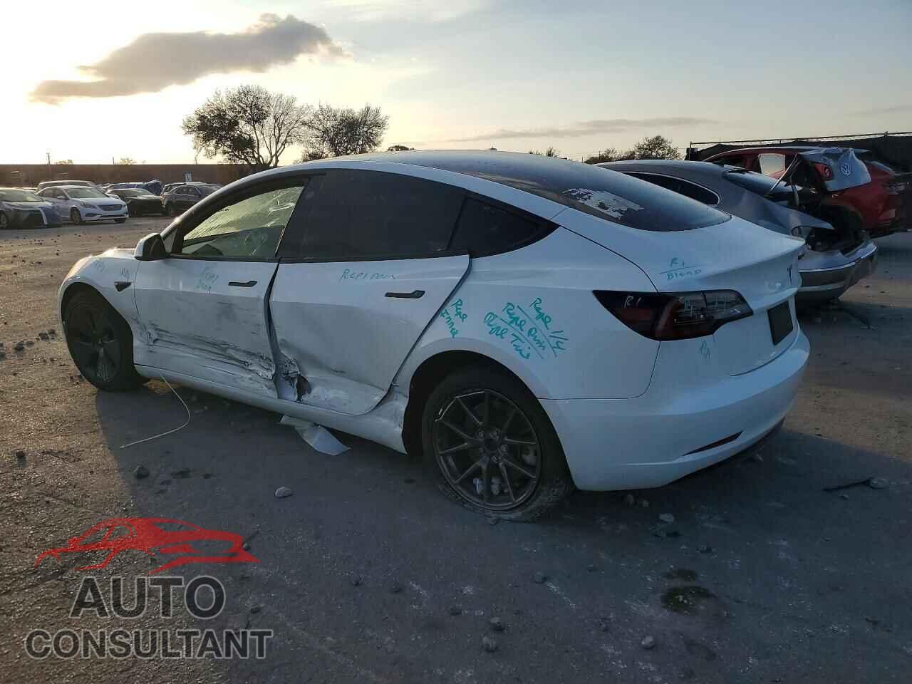 TESLA MODEL 3 2023 - 5YJ3E1EA8PF428609
