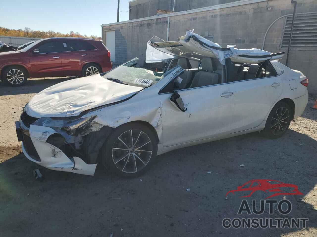 TOYOTA CAMRY 2016 - 4T1BF1FK2GU143357