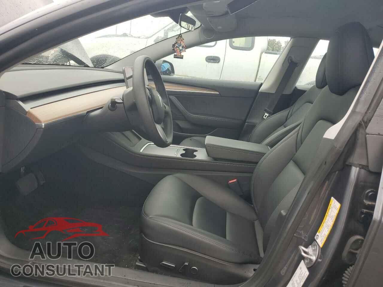 TESLA MODEL 3 2023 - 5YJ3E1EA5PF677613