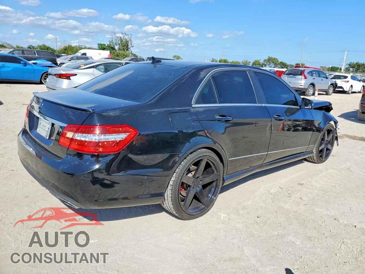 MERCEDES-BENZ E-CLASS 2011 - WDDHF5GB5BA376461