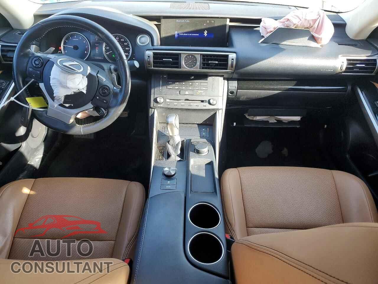 LEXUS IS 2016 - JTHBA1D27G5004341