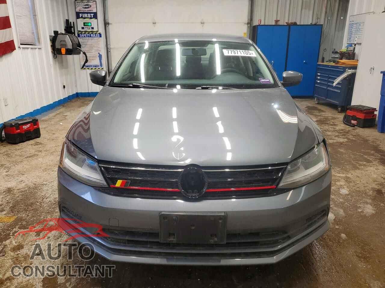 VOLKSWAGEN JETTA 2017 - 3VW2B7AJ6HM260184