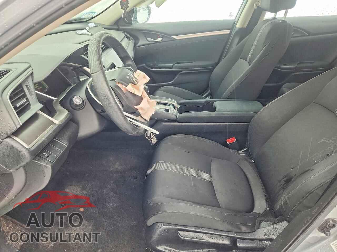 HONDA CIVIC 2017 - 19XFC2F78HE204923