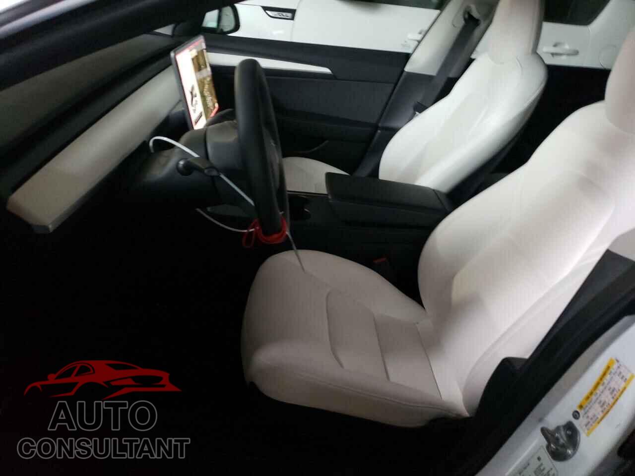 TESLA MODEL 3 2022 - 5YJ3E1EB0NF110358