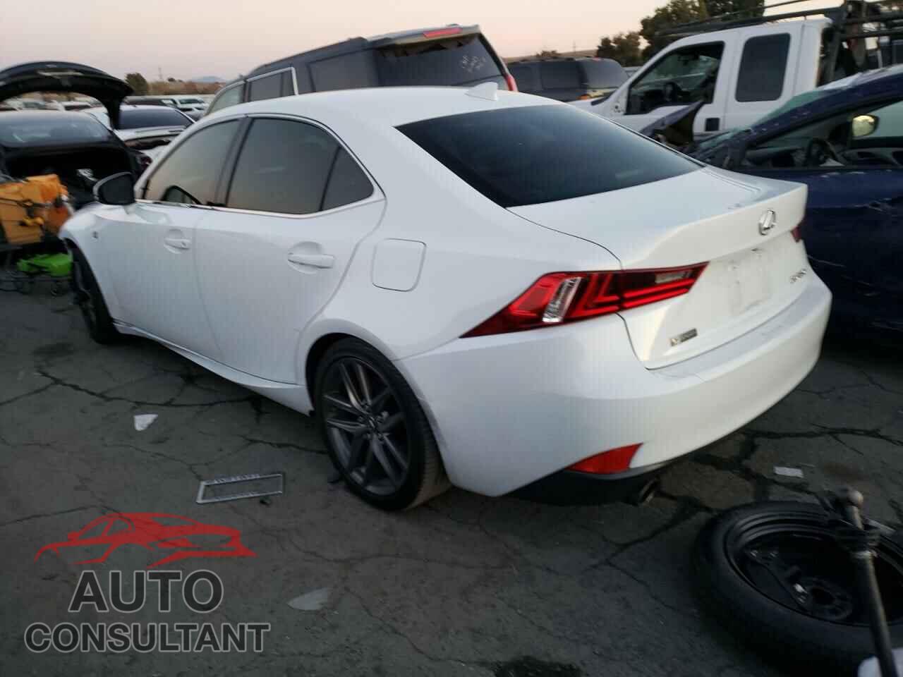 LEXUS IS 2015 - JTHBF1D26F5065745