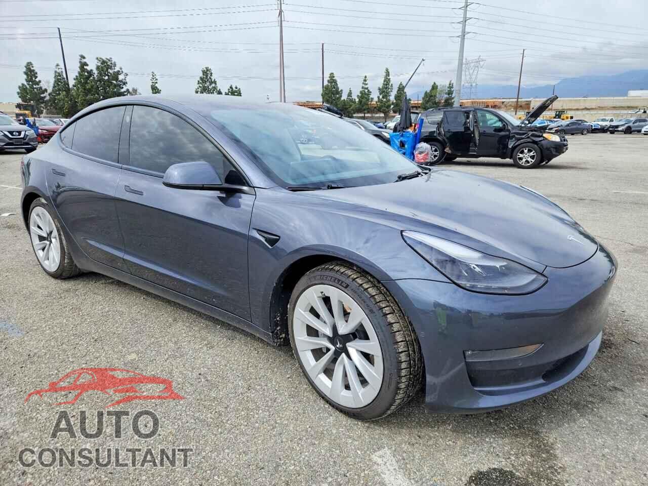 TESLA MODEL 3 2022 - 5YJ3E1EB0NF228152