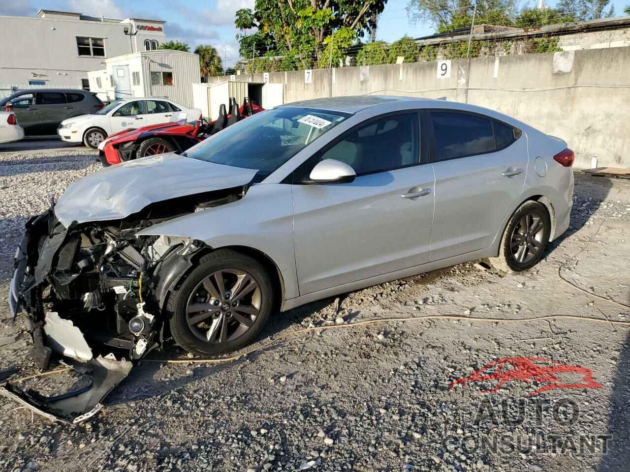 HYUNDAI ELANTRA 2018 - 5NPD84LF2JH219628