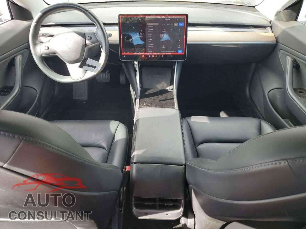 TESLA MODEL 3 2018 - 5YJ3E1EB8JF185190