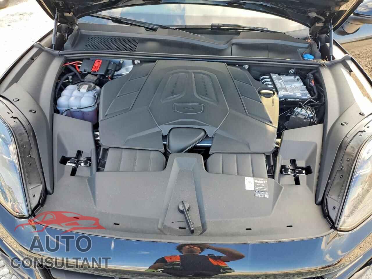 PORSCHE CAYENNE 2025 - WP1AA2AY2SDA06765