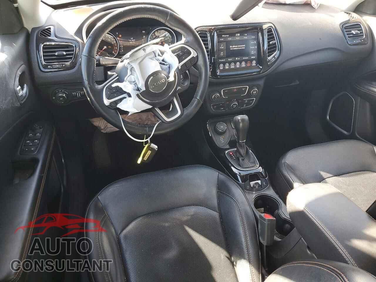 JEEP COMPASS 2019 - 3C4NJDCB6KT843116