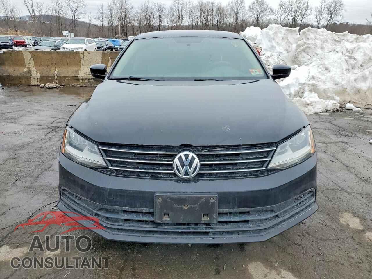 VOLKSWAGEN JETTA 2017 - 3VW2B7AJ9HM415343