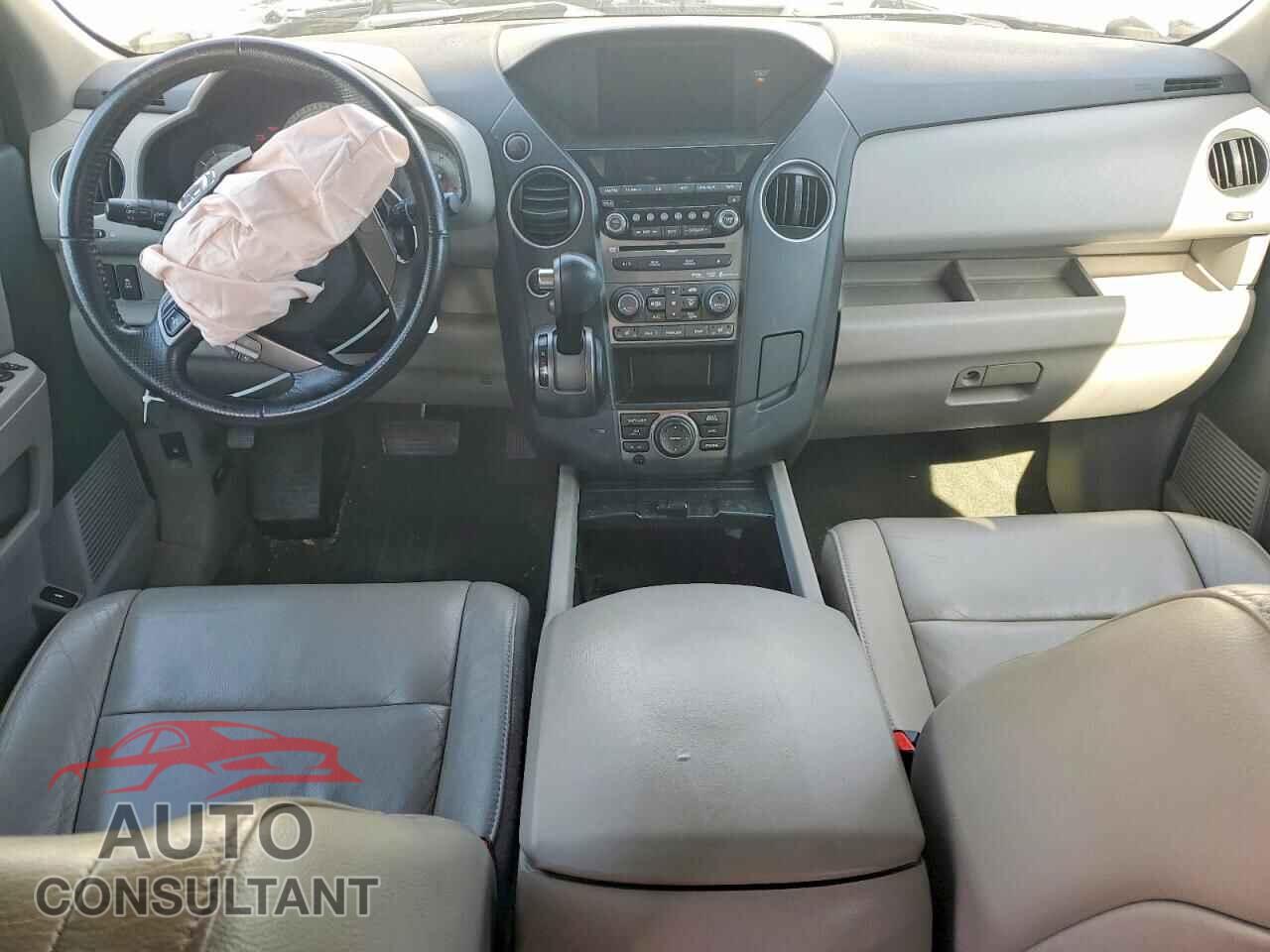 HONDA PILOT 2015 - 5FNYF4H95FB059762
