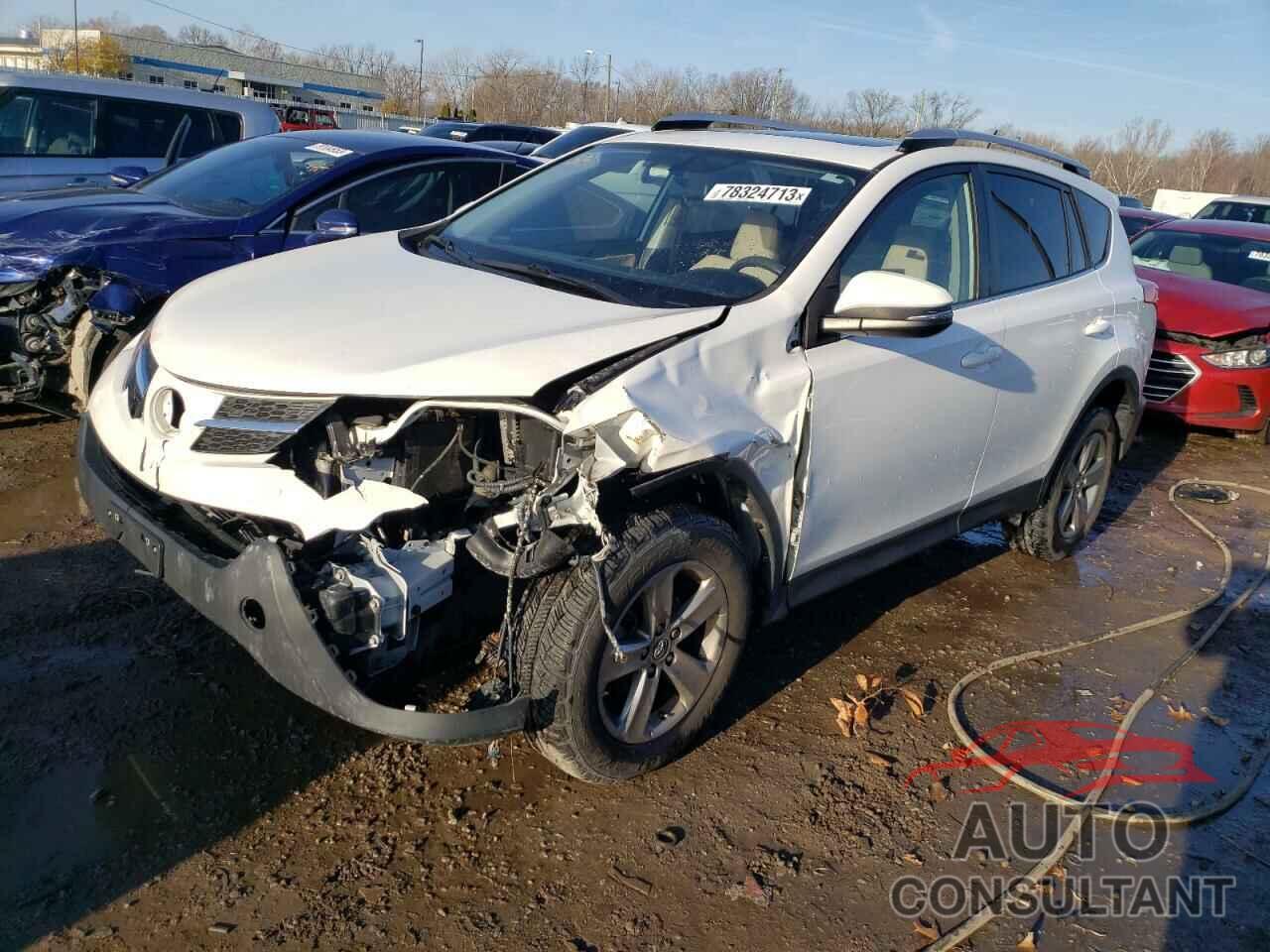 TOYOTA RAV4 2015 - JTMRFREV5FJ044755