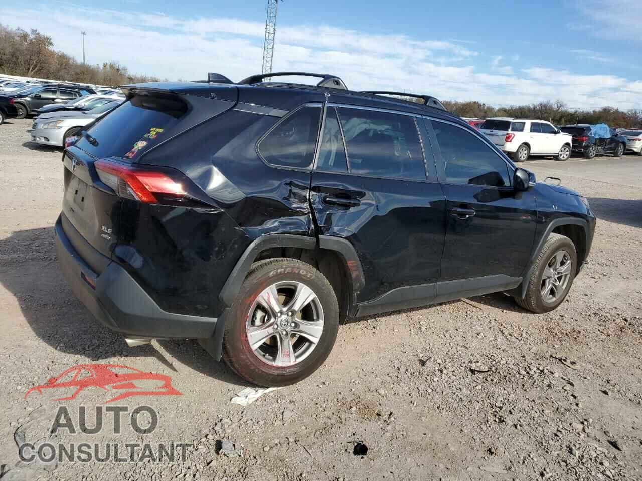 TOYOTA RAV4 2023 - JTMP1RFV5PD096259