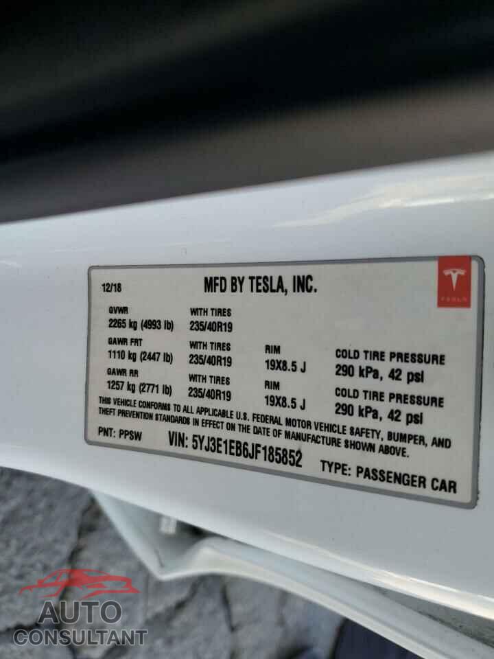 TESLA MODEL 3 2018 - 5YJ3E1EB6JF185852
