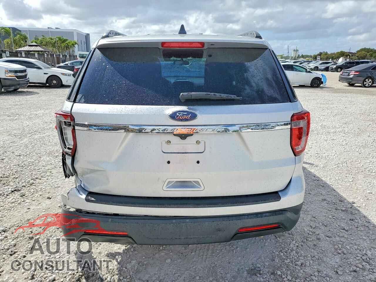 FORD EXPLORER 2018 - 1FM5K7B83JGB85077