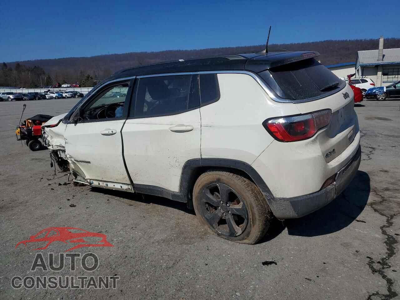 JEEP COMPASS 2018 - 3C4NJDBB7JT307792