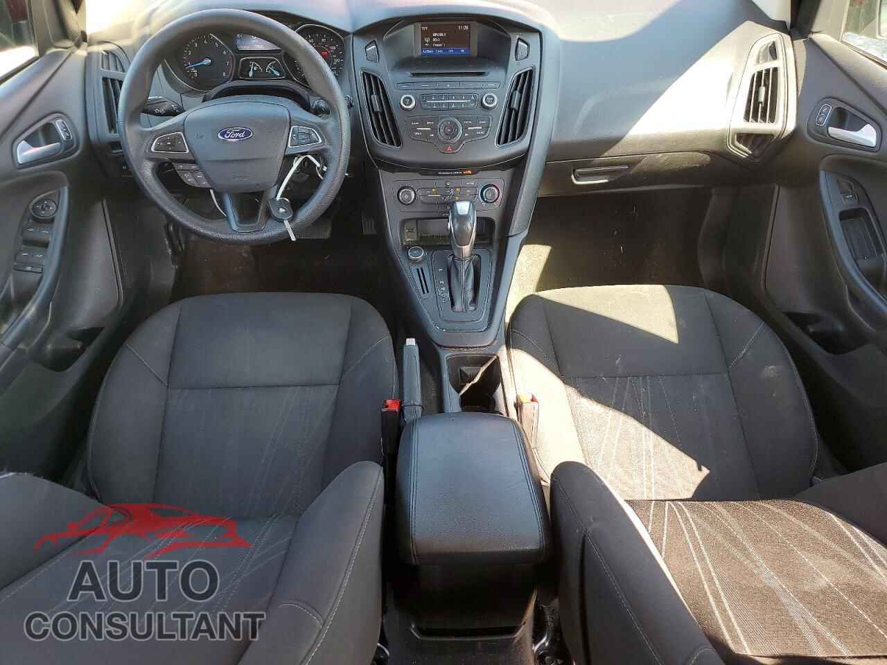 FORD FOCUS 2016 - 1FADP3K23GL350153