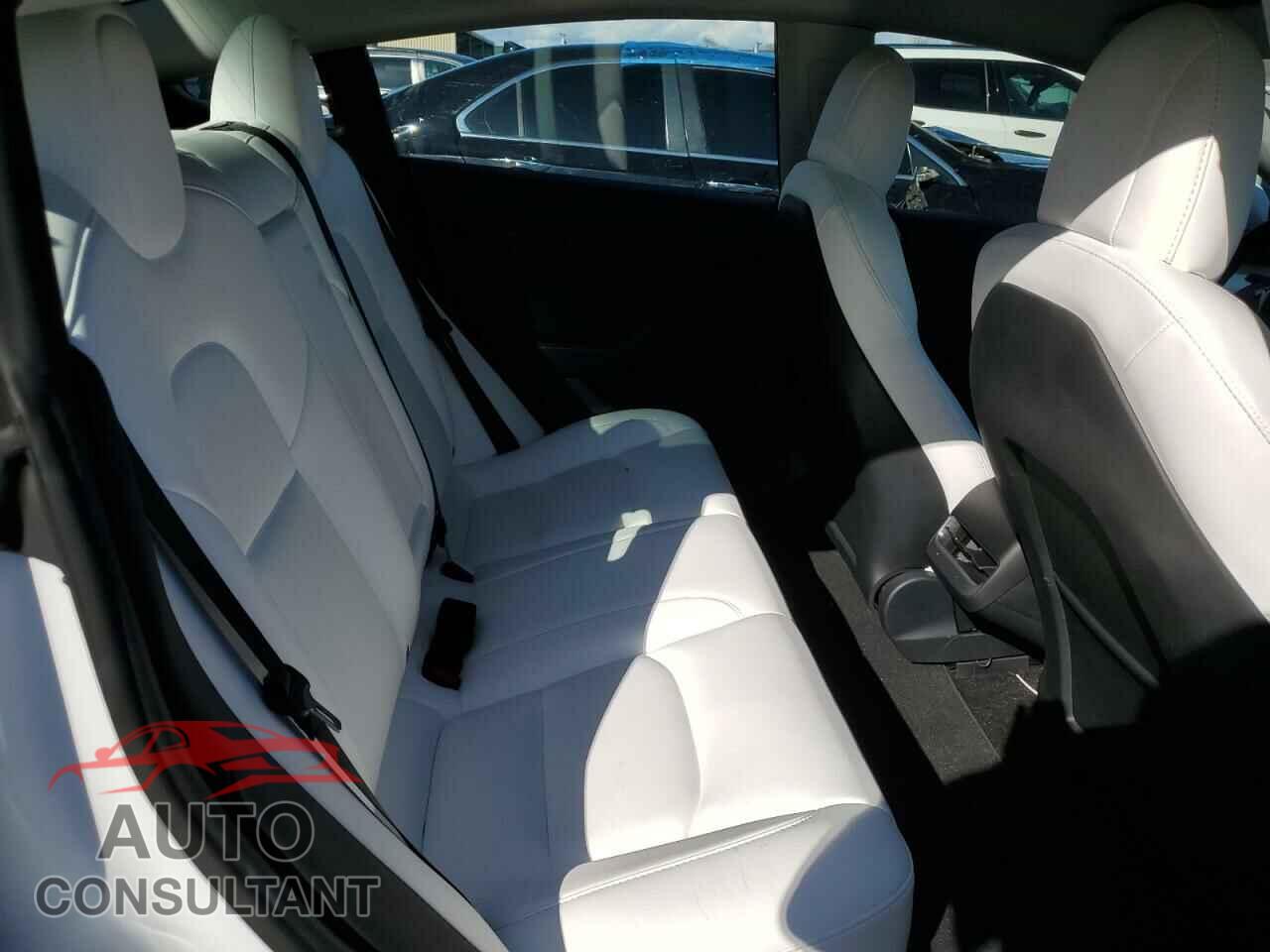 TESLA MODEL 3 2022 - 5YJ3E1EB7NF237463