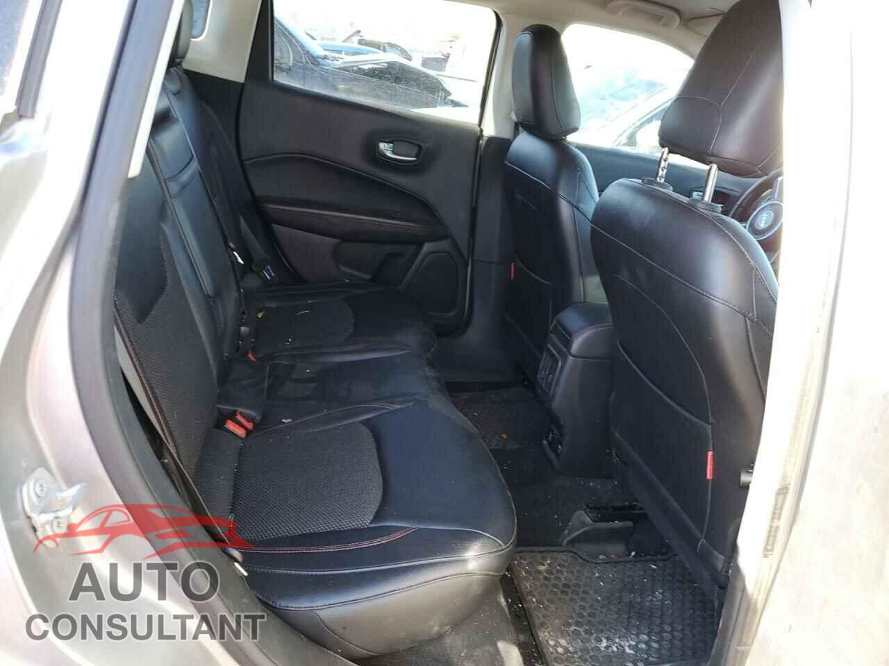 JEEP COMPASS 2017 - 3C4NJDDB5HT680417