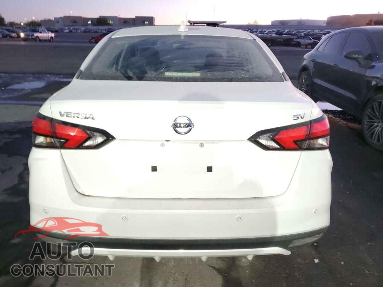 NISSAN VERSA 2022 - 3N1CN8EV7NL856295