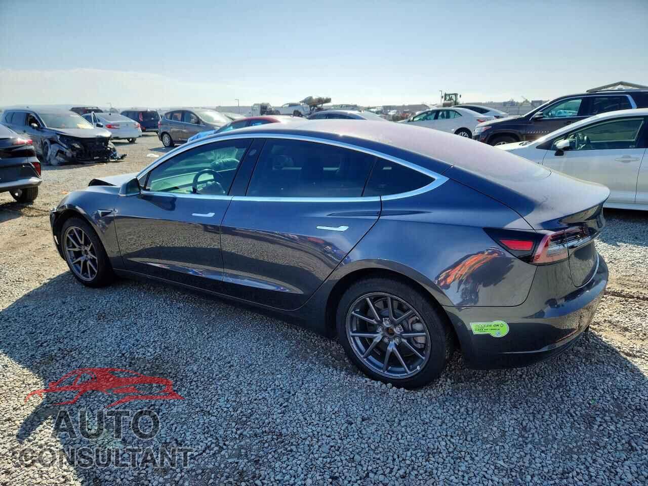 TESLA MODEL 3 2018 - 5YJ3E1EB2JF128600