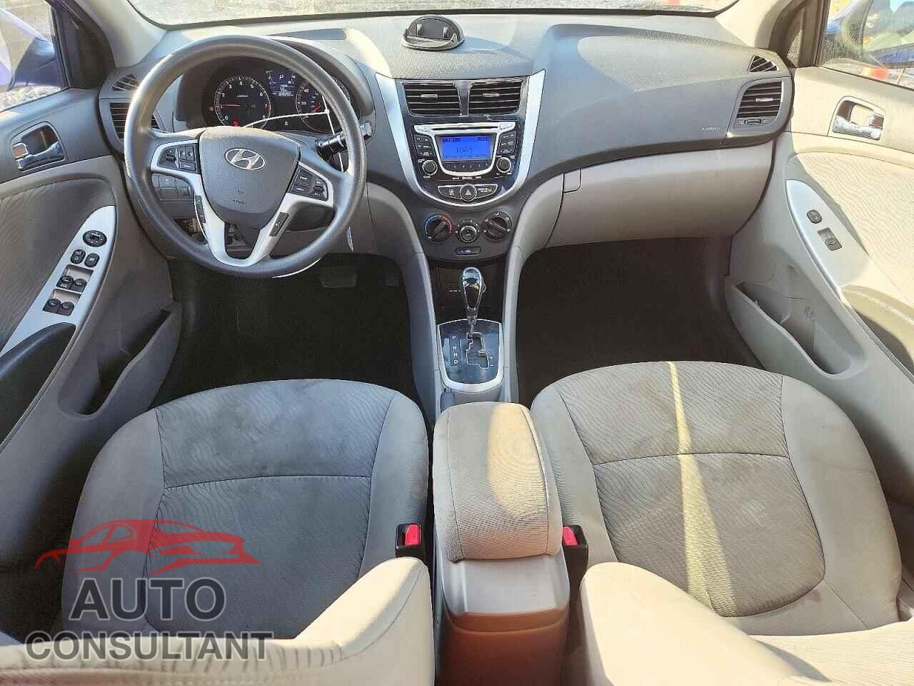 HYUNDAI ACCENT 2013 - KMHCU4AEXDU340155