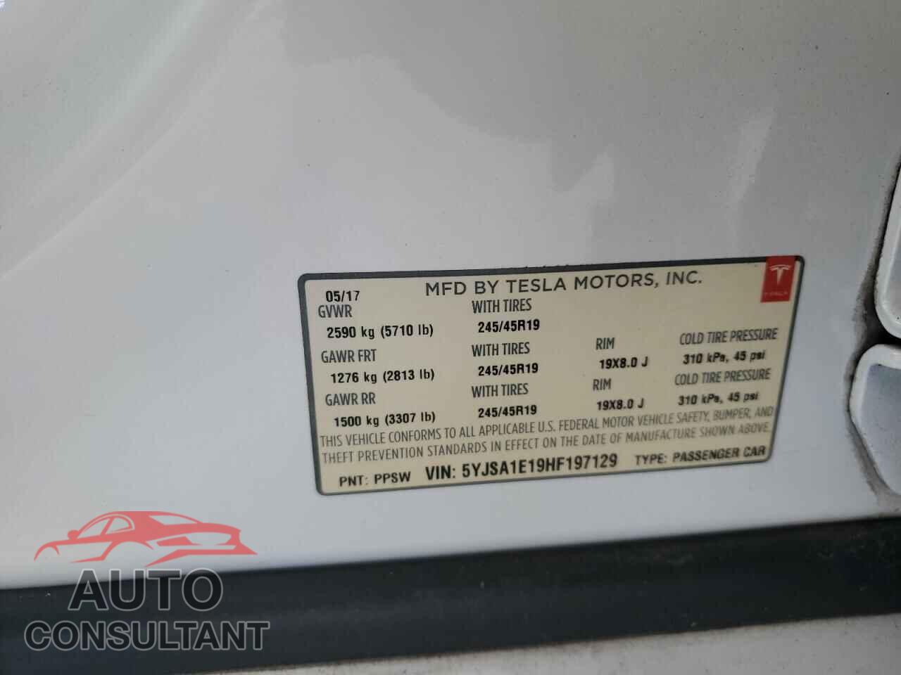TESLA MODEL S 2017 - 5YJSA1E19HF197129