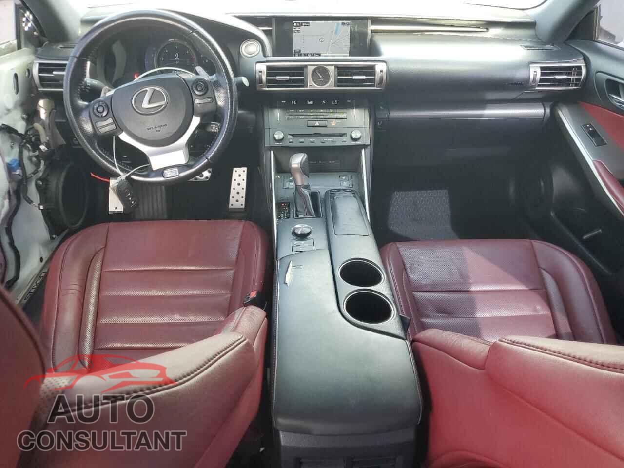 LEXUS IS 2016 - JTHBA1D20G5012913