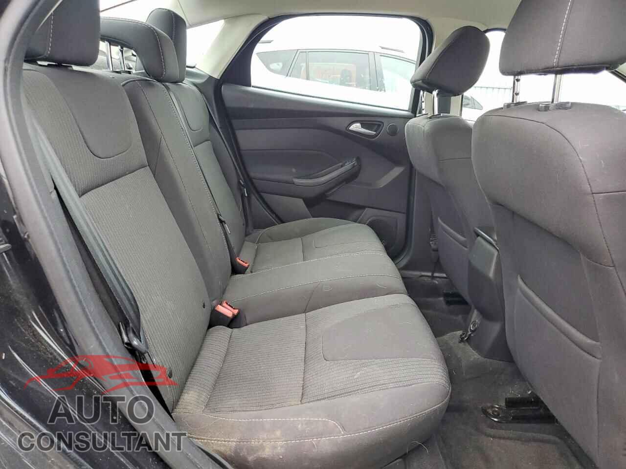 FORD FOCUS 2013 - 1FADP3J26DL365355