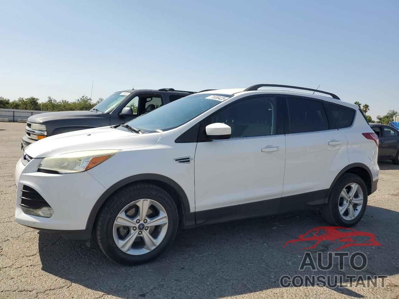 FORD ESCAPE 2015 - 1FMCU0G72FUA18128