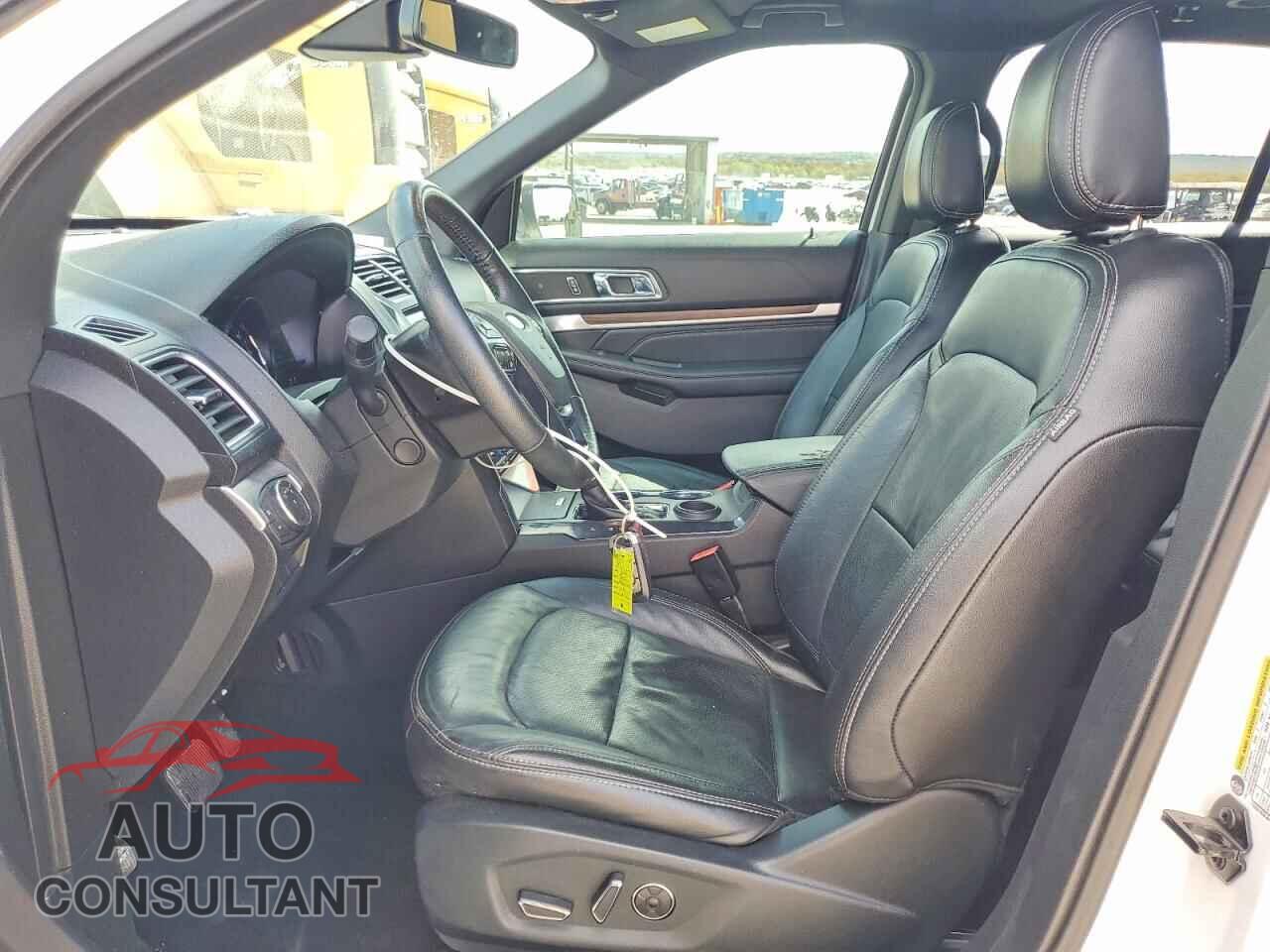 FORD EXPLORER 2018 - 1FM5K7F87JGC53875