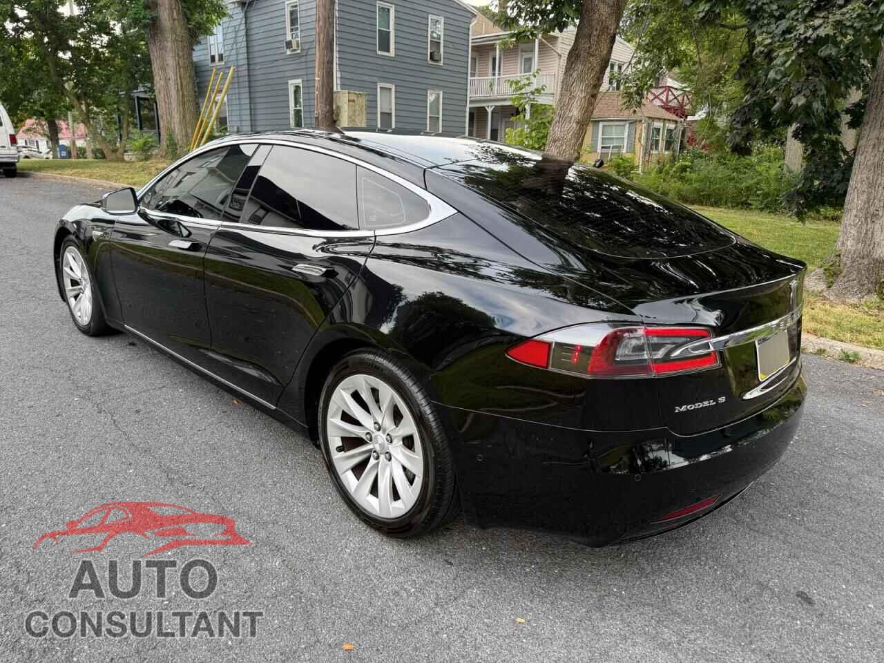 TESLA MODEL S 2016 - 5YJSA1E23GF137466