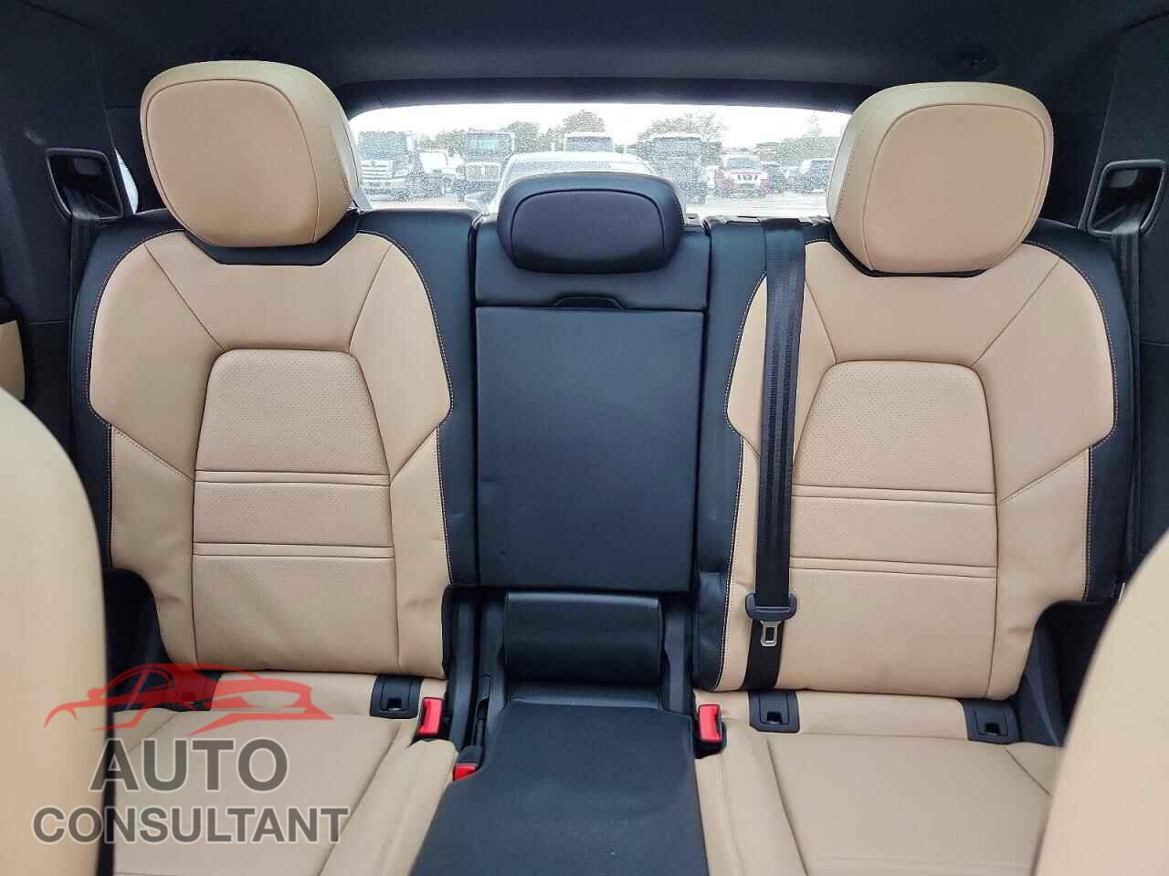 PORSCHE CAYENNE 2025 - WP1AA2AY3SDA06614